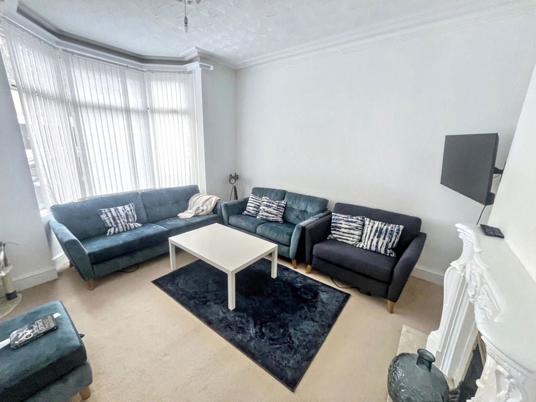 Property image 3 of 12
