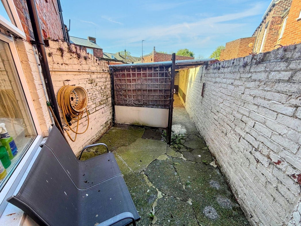 Property image 3 of 14