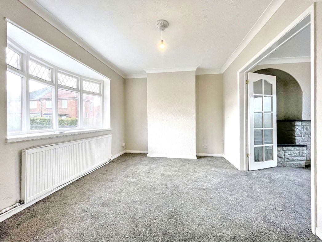 Property image 2 of 16
