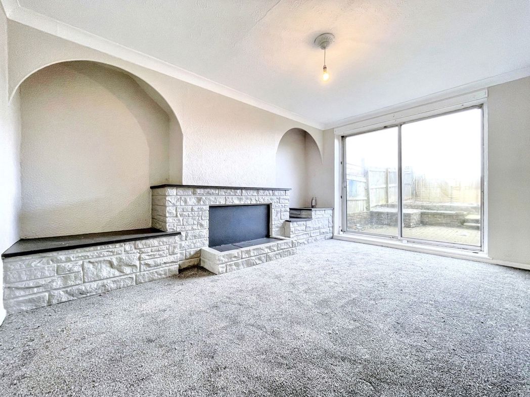 Property image 4 of 16
