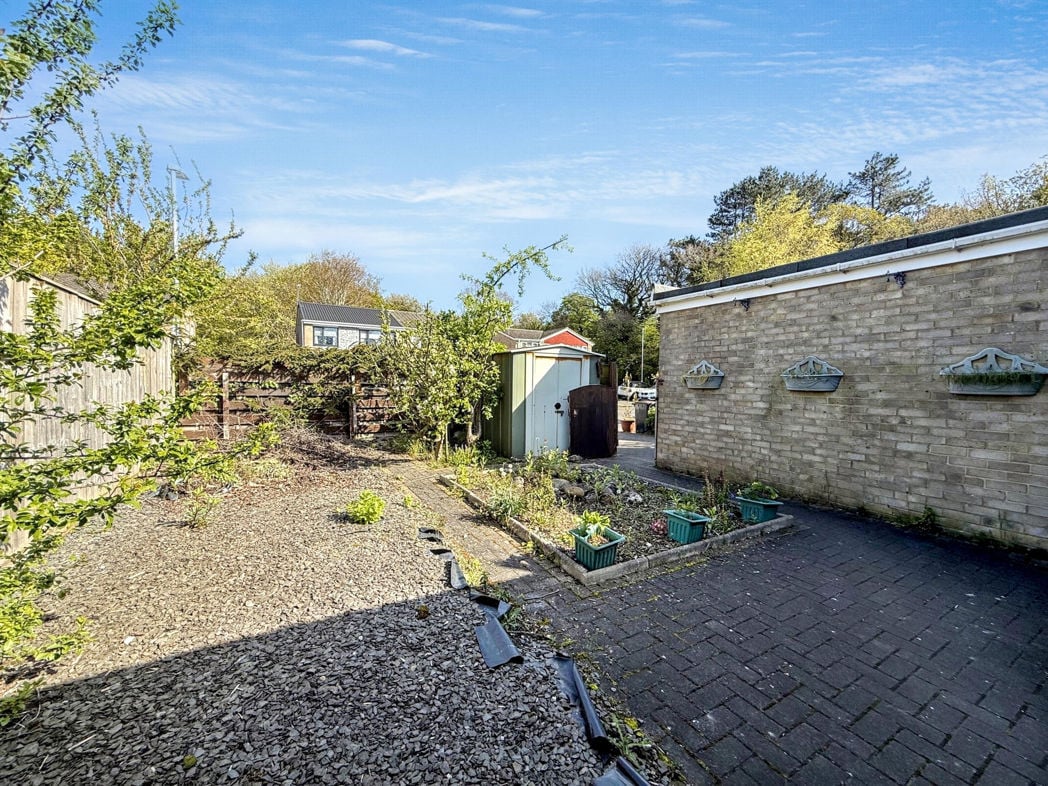 Property image 22 of 25