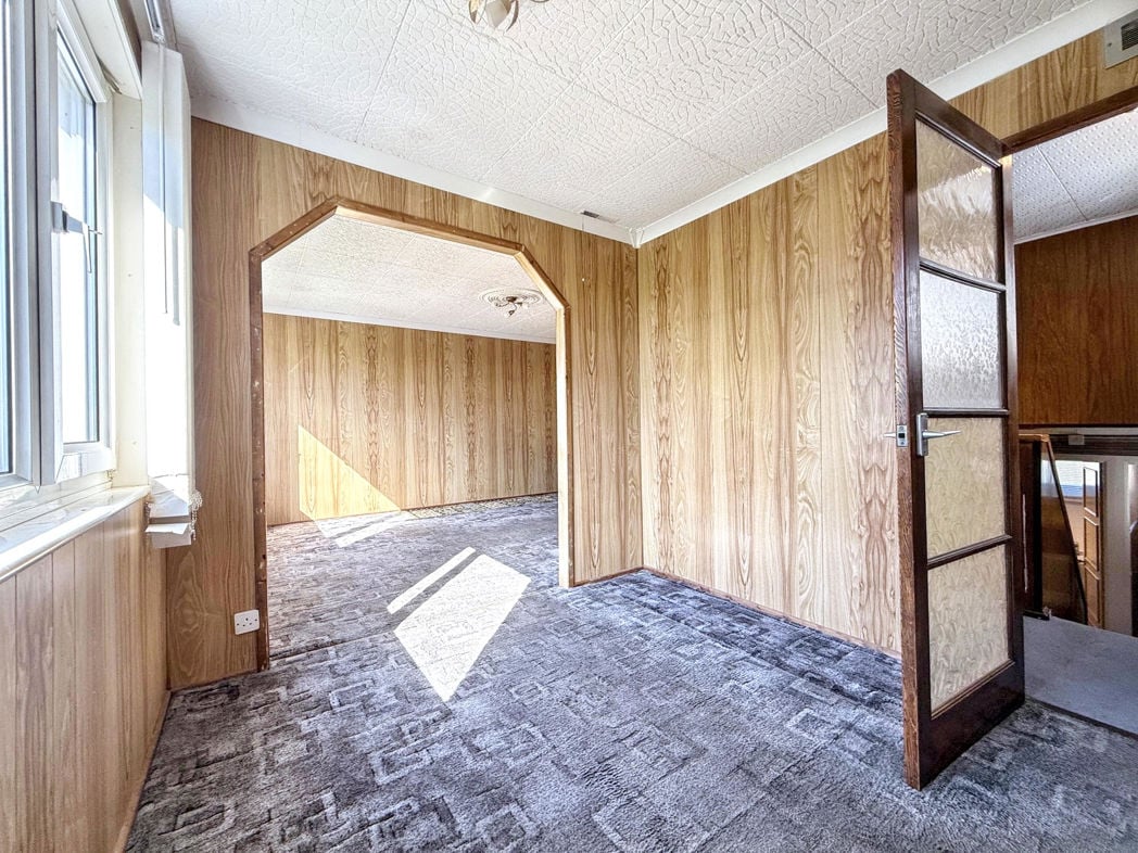 Property image 12 of 25