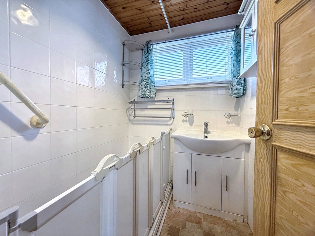 Property image 19 of 25