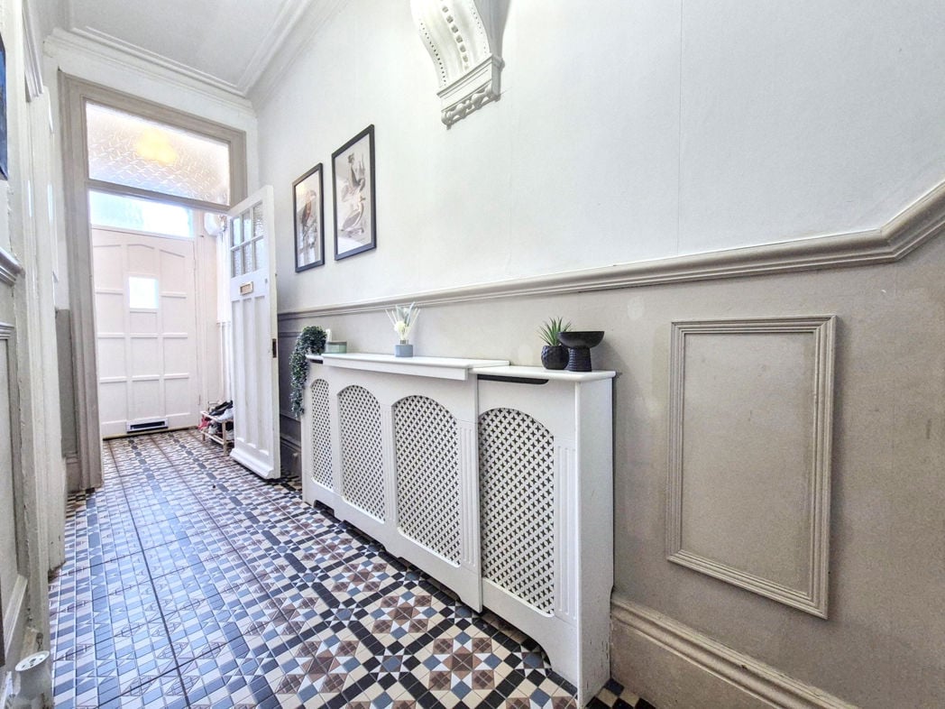 Property image 4 of 25