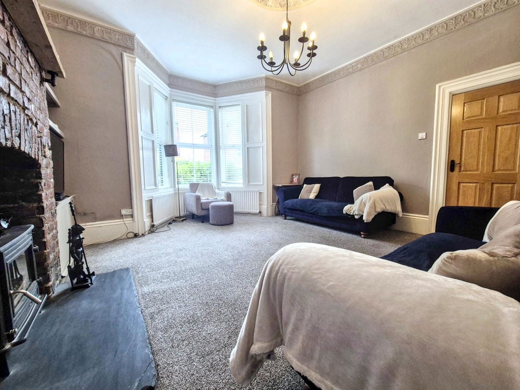 Property image 6 of 25