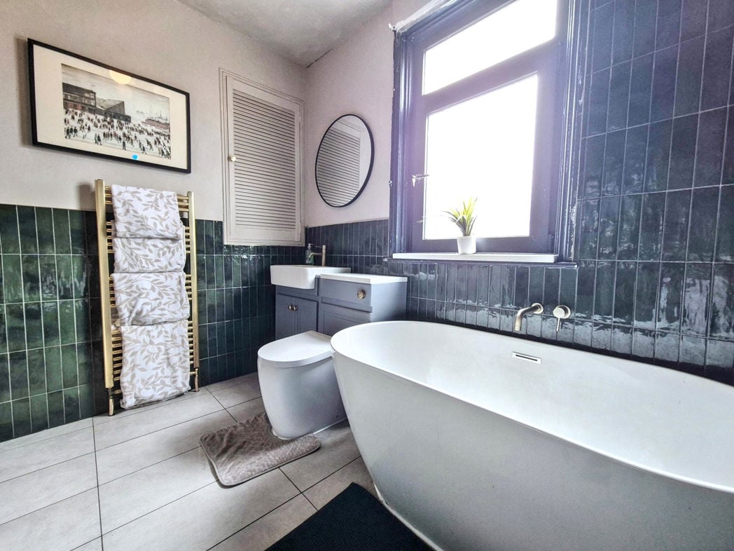 Property image 23 of 25