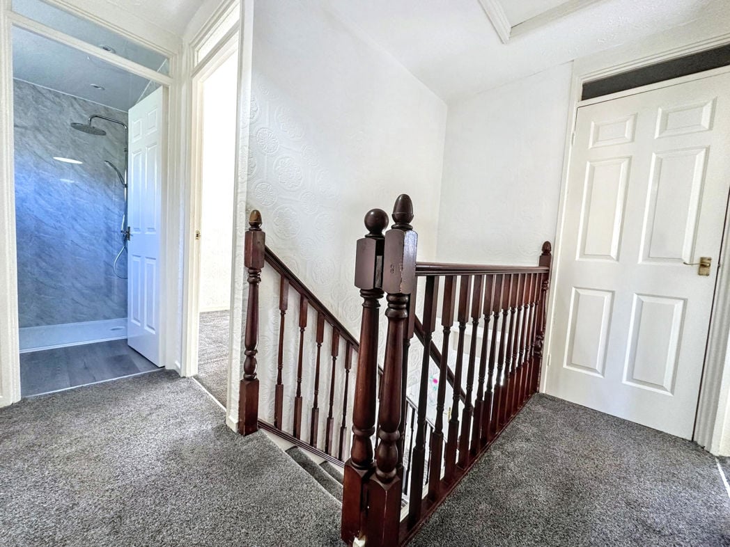 Property image 7 of 14