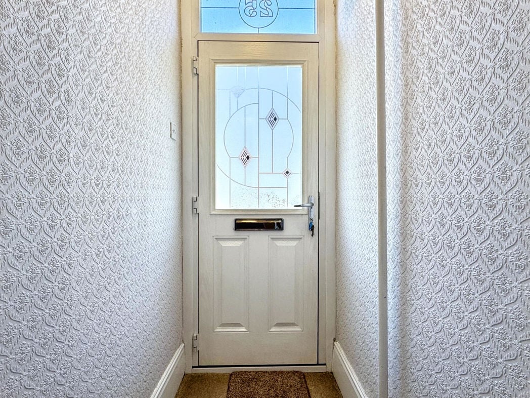 Property image 4 of 18
