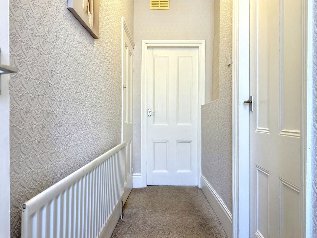 Property image 5 of 18