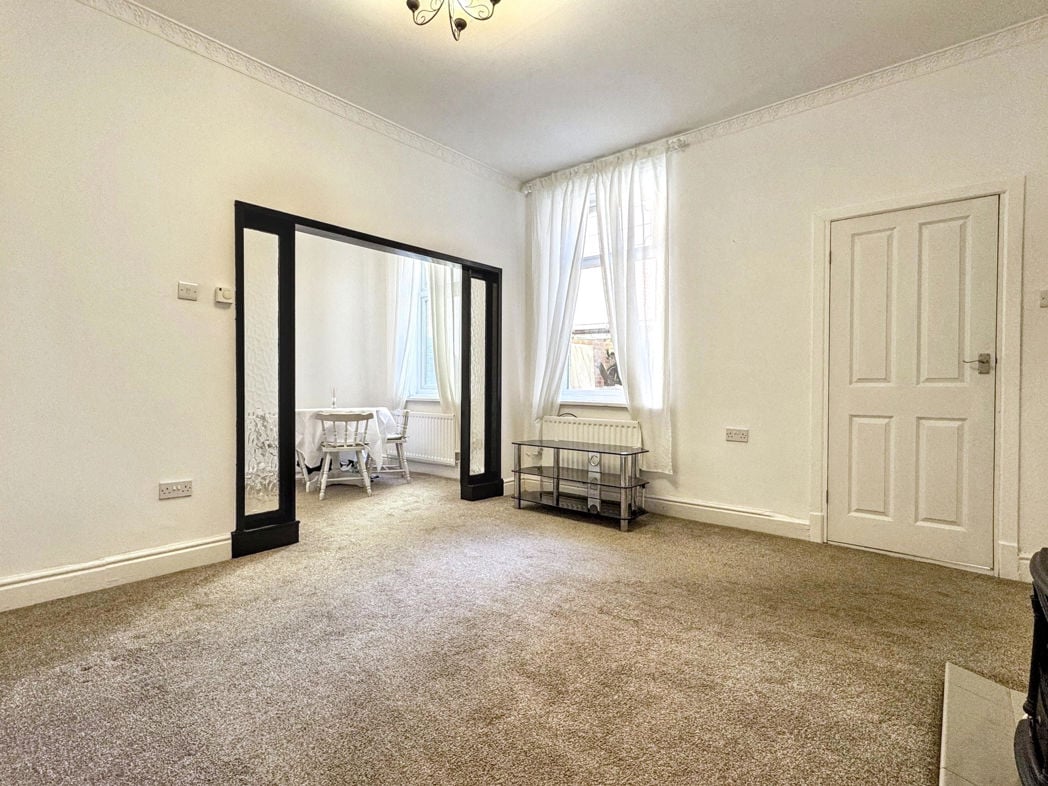 Property image 10 of 18