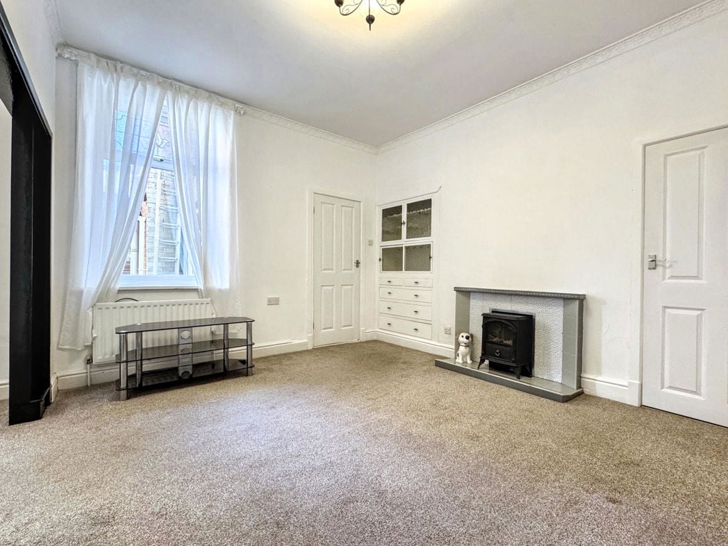 Property image 11 of 18