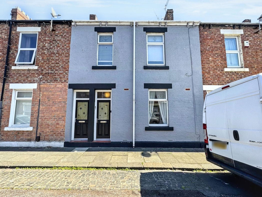 Property image 1 of 18