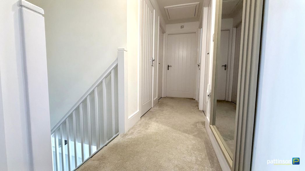 Property image 19 of 43