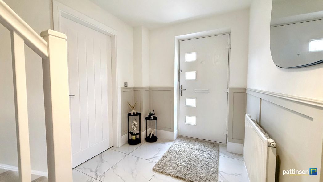 Property image 3 of 43