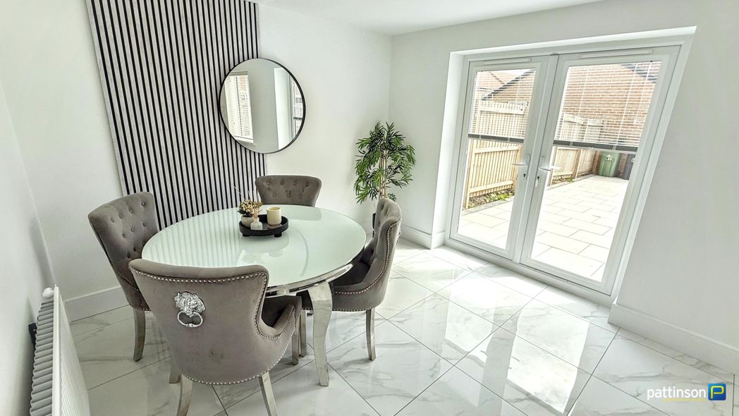 Property image 16 of 43