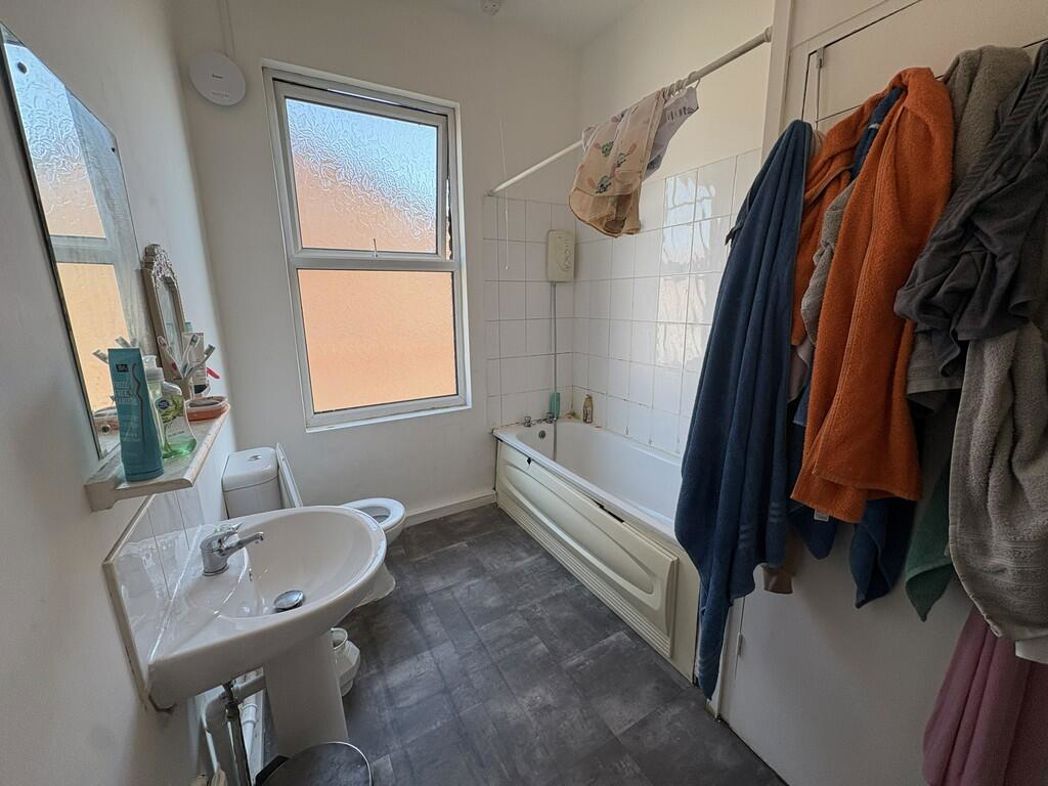 Property image 11 of 11