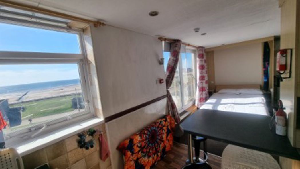 Property image 18 of 23