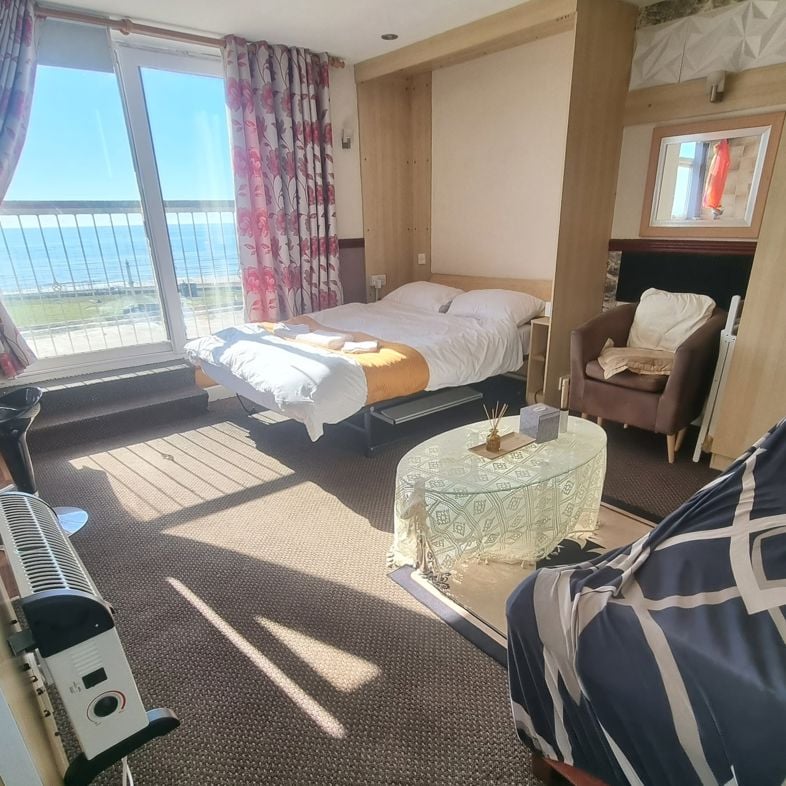 Property image 2 of 15