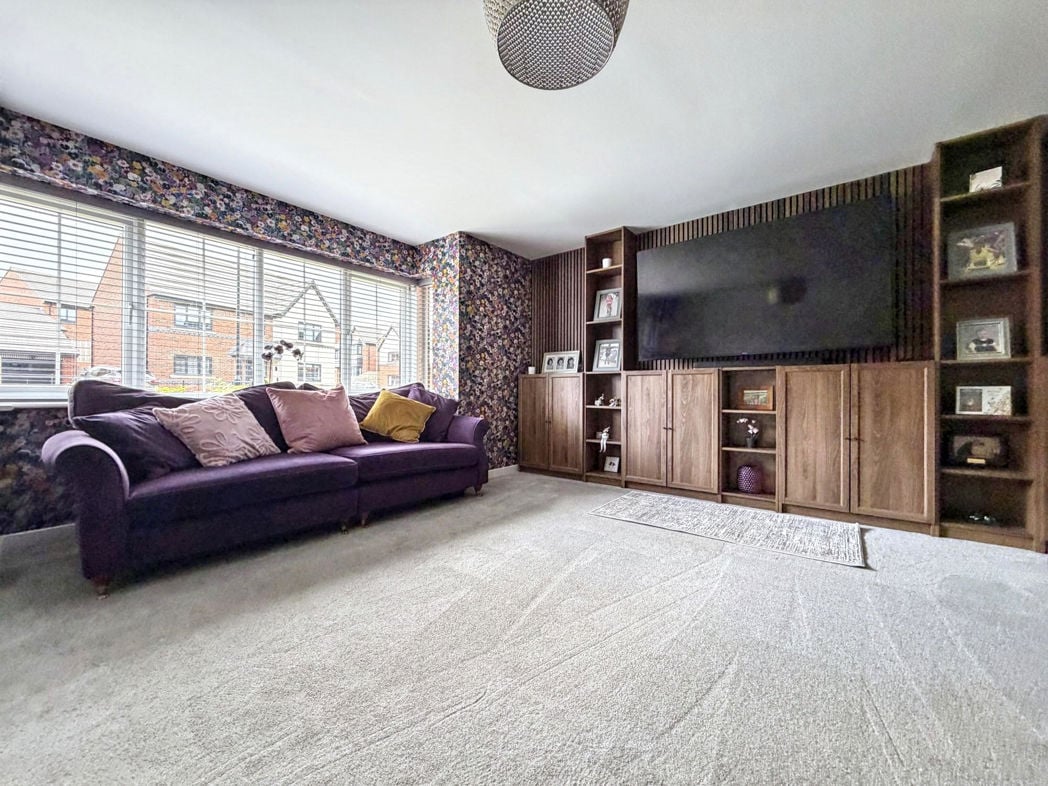 Property image 8 of 42