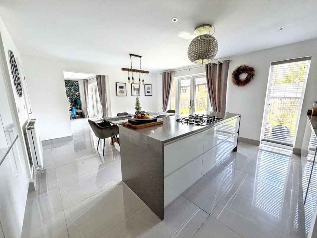 Property image 9 of 42