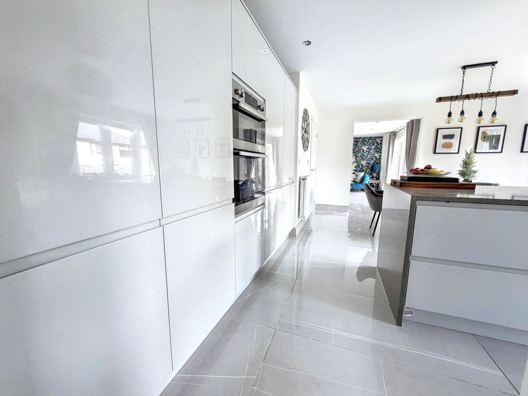 Property image 10 of 42