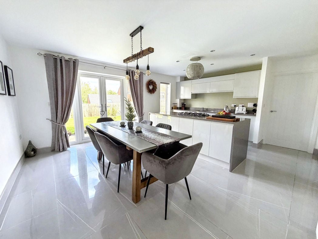 Property image 14 of 42