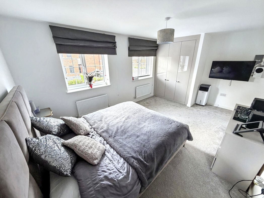 Property image 28 of 42