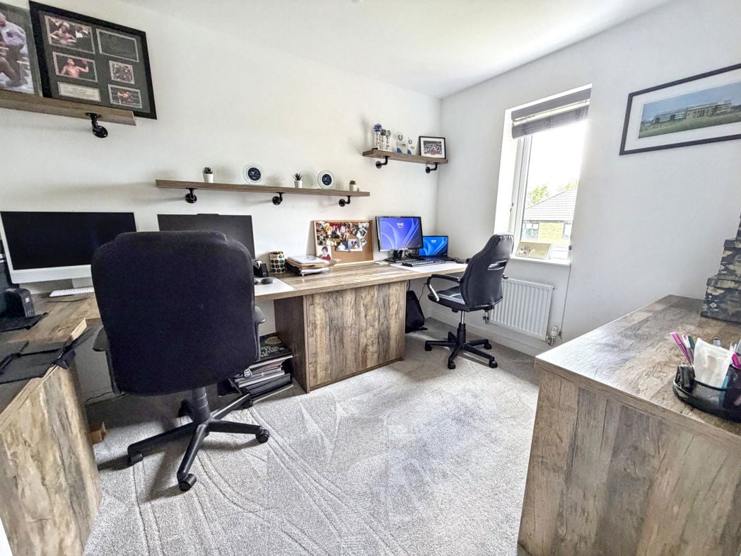 Property image 35 of 42