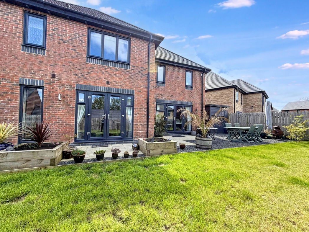 Property image 38 of 42