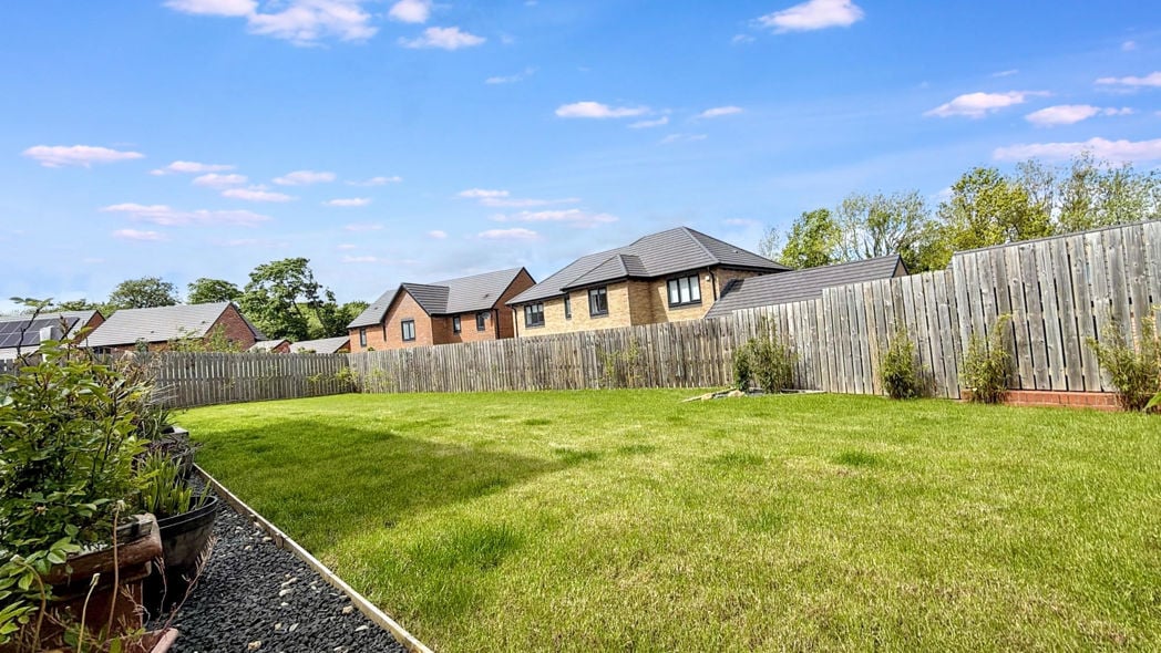 Property image 39 of 42