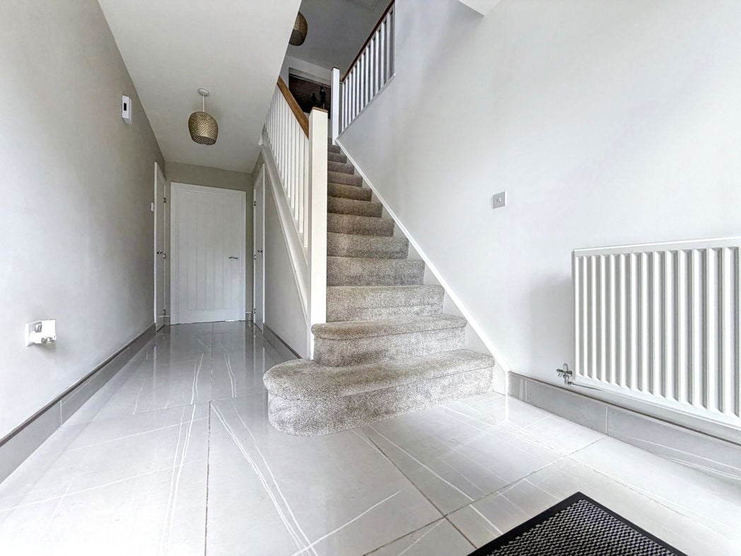 Property image 5 of 42