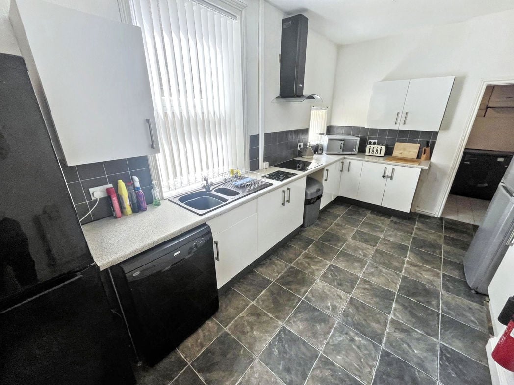 Property image 3 of 10