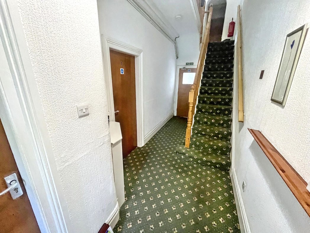 Property image 5 of 10