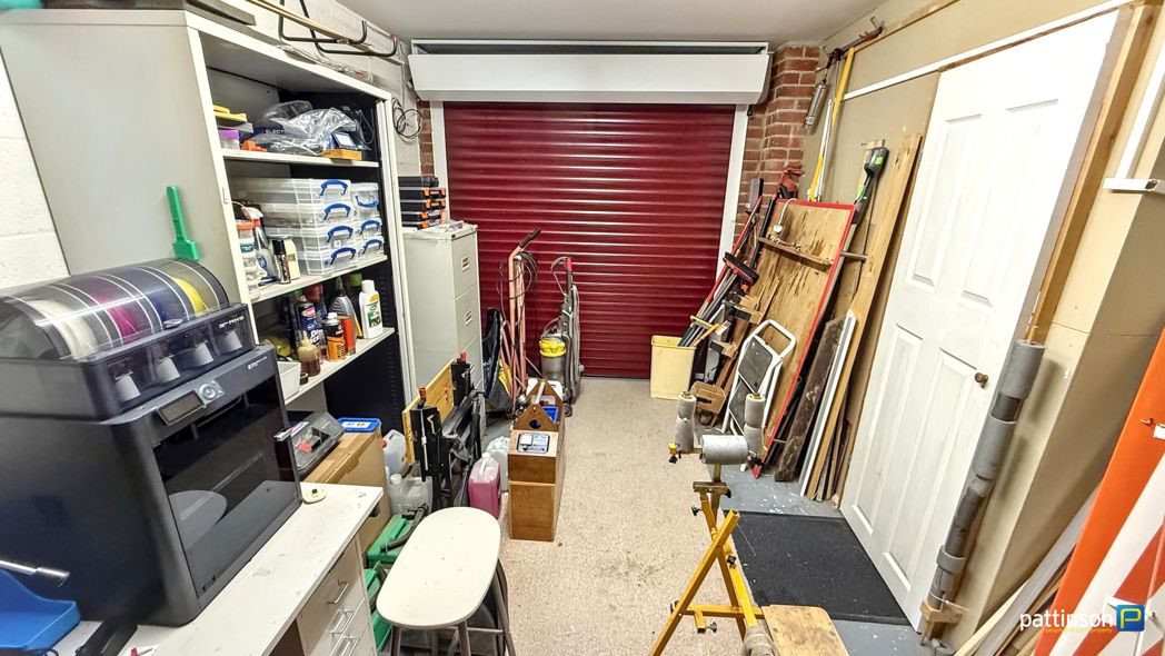 Property image 27 of 42