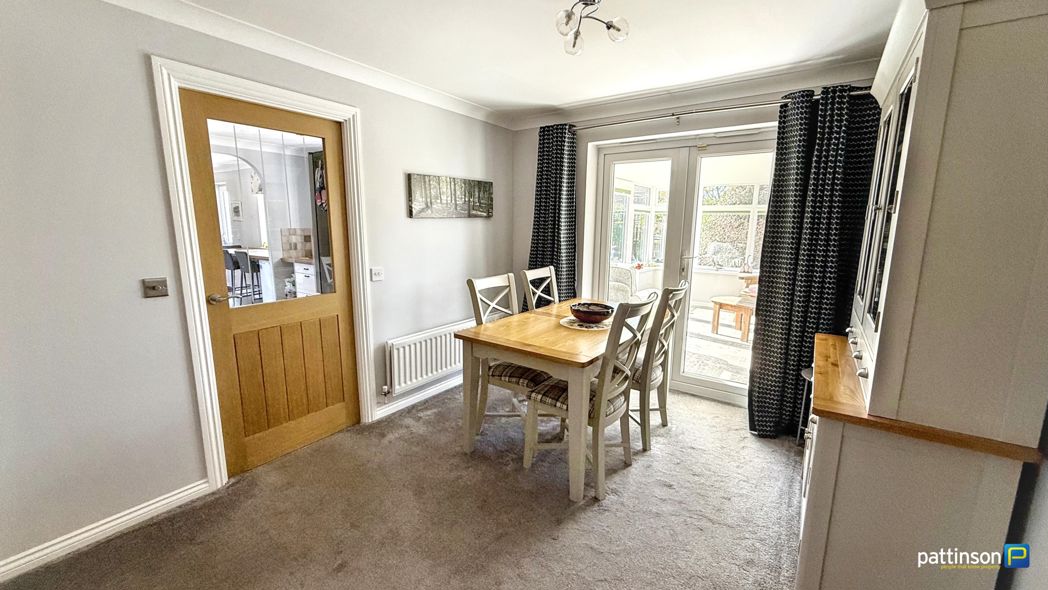 Property image 8 of 42
