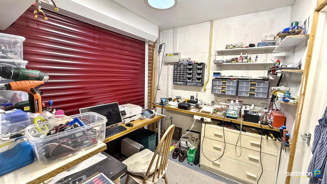 Property image 26 of 42