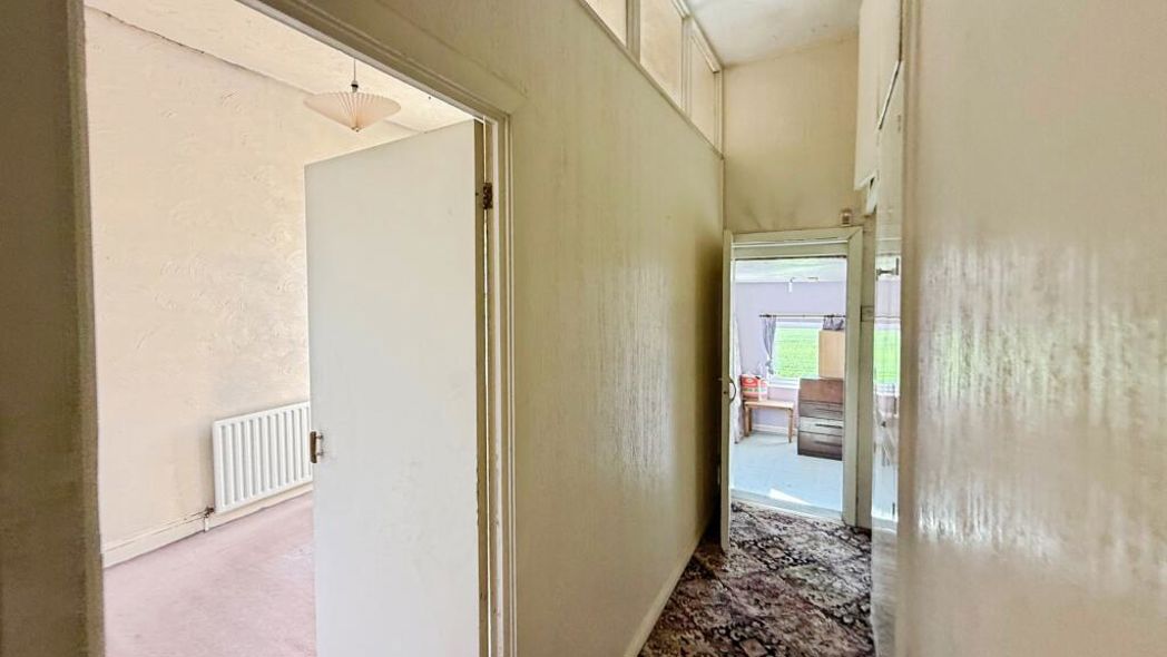 Property image 4 of 13