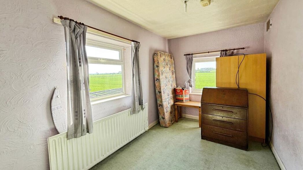 Property image 6 of 13