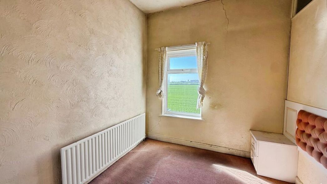Property image 7 of 13