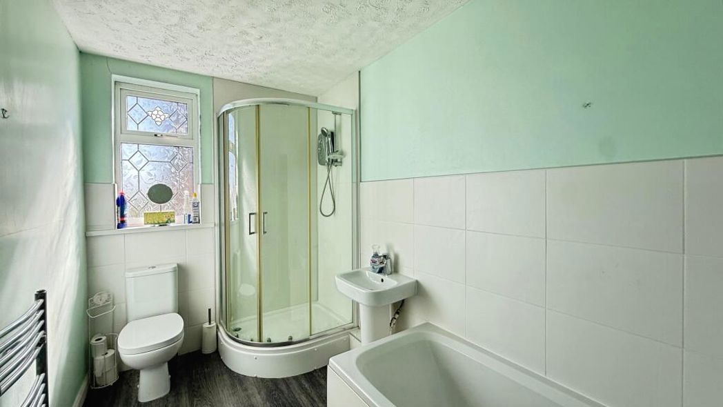 Property image 8 of 13