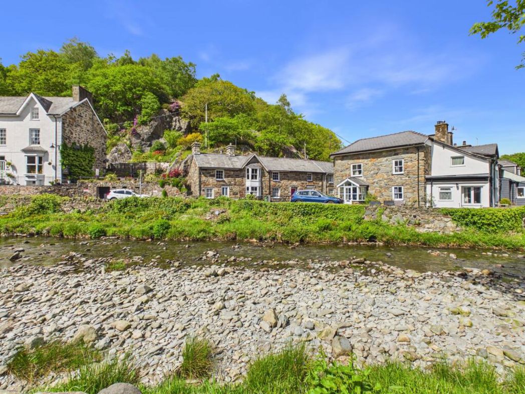 Property image 27 of 30
