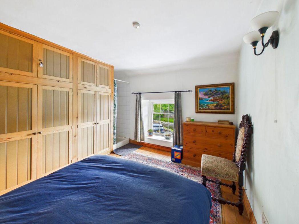 Property image 16 of 30