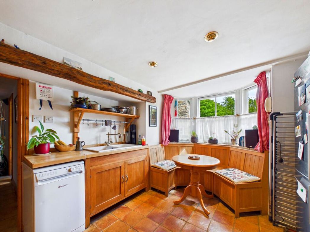 Property image 6 of 30