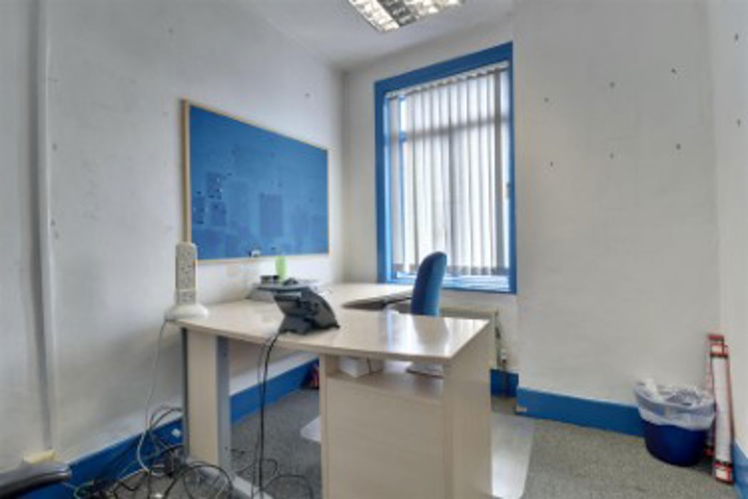Property image 4 of 8