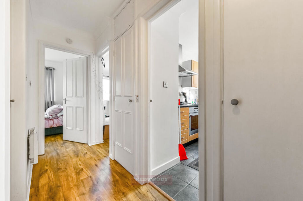 Property image 3 of 9