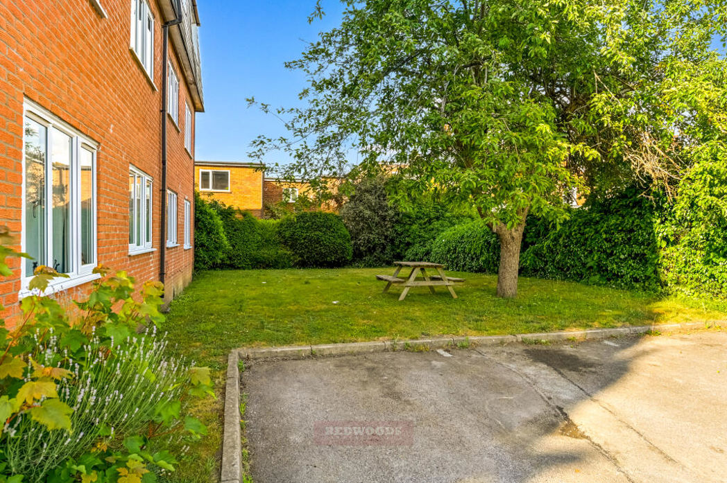 Property image 9 of 9