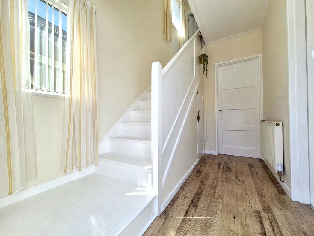 Property image 4 of 23