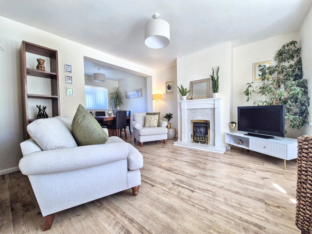 Property image 5 of 23