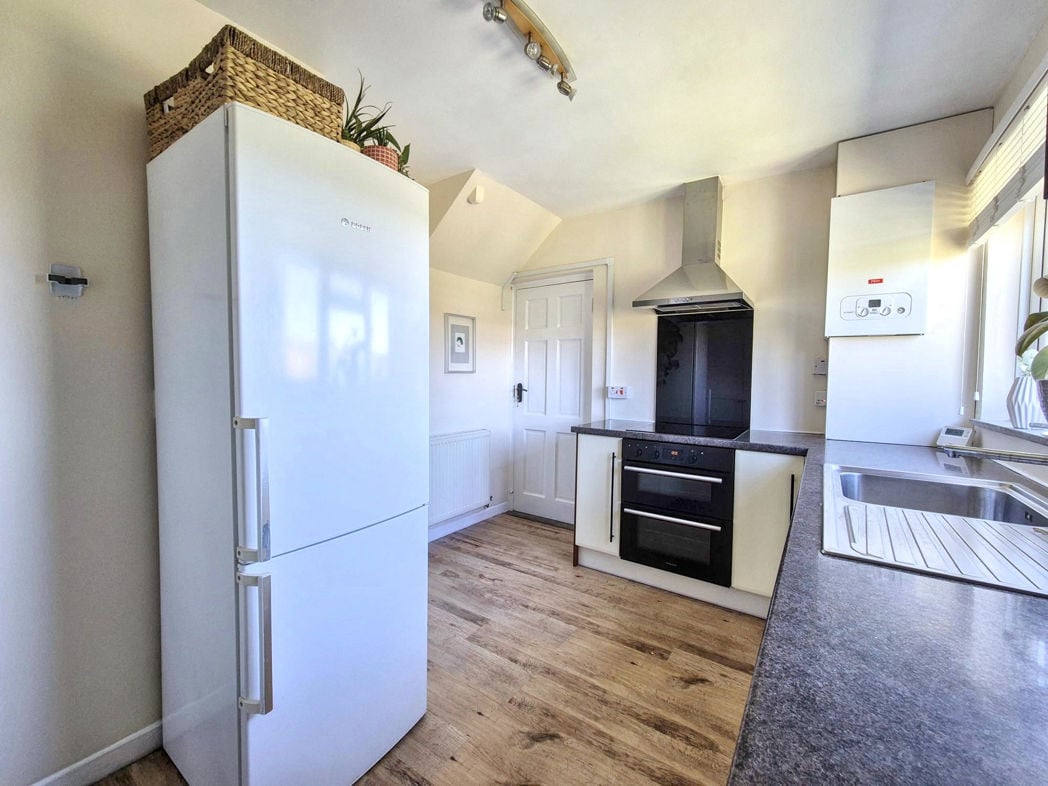 Property image 10 of 23