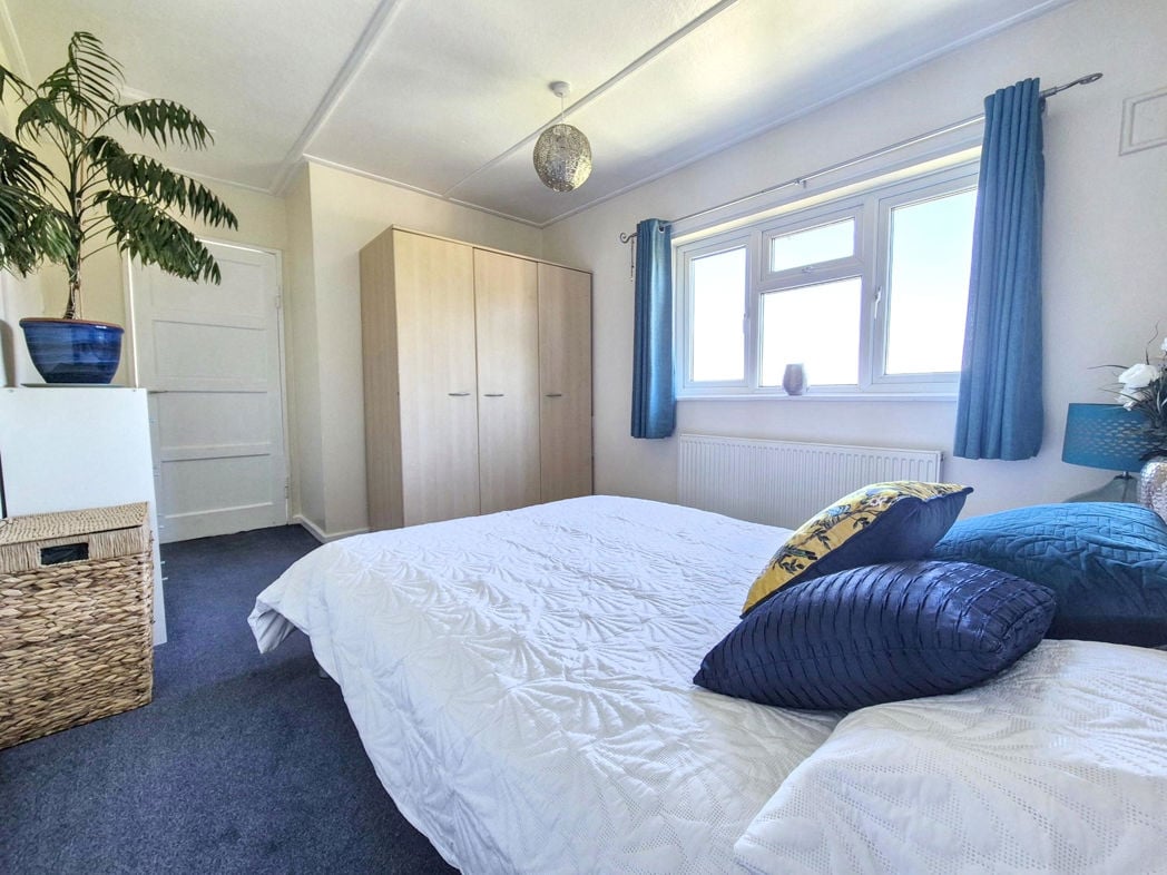 Property image 16 of 23
